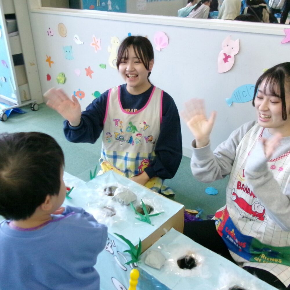 遊びの中の、たくさんの笑顔（聖翔祭ﾁｬｲﾙﾄﾞｱｲﾗﾝﾄﾞ）